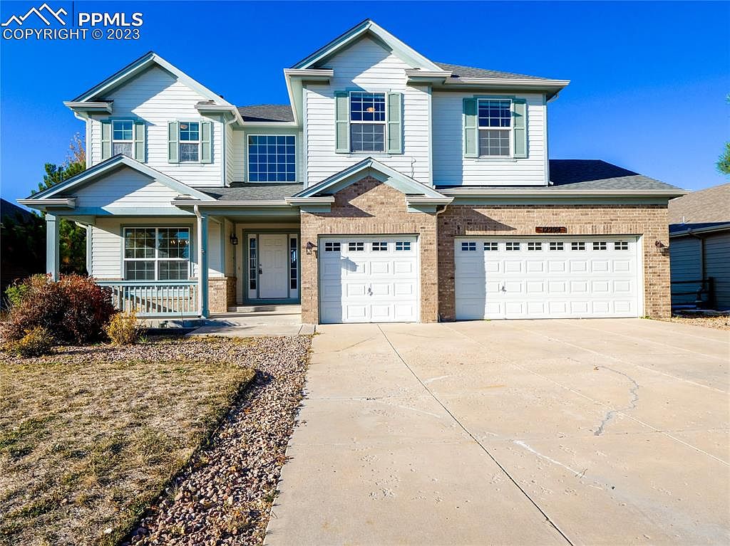 12294 Pine Valley Cir