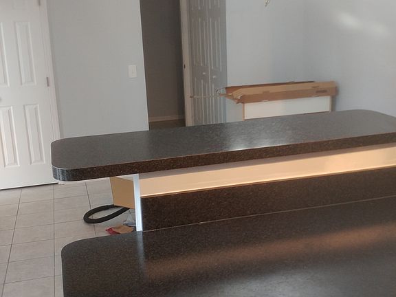 Serving Bar