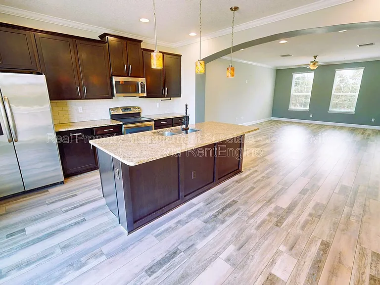 4298 Ellipse Dr — Photo 6