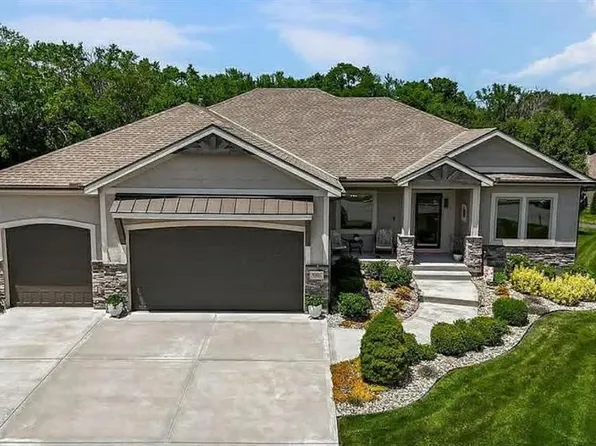 9305 SW Sushi Cir, Blue Springs, MO 64064