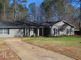196 Moccasin Trl, Lagrange, GA 30241