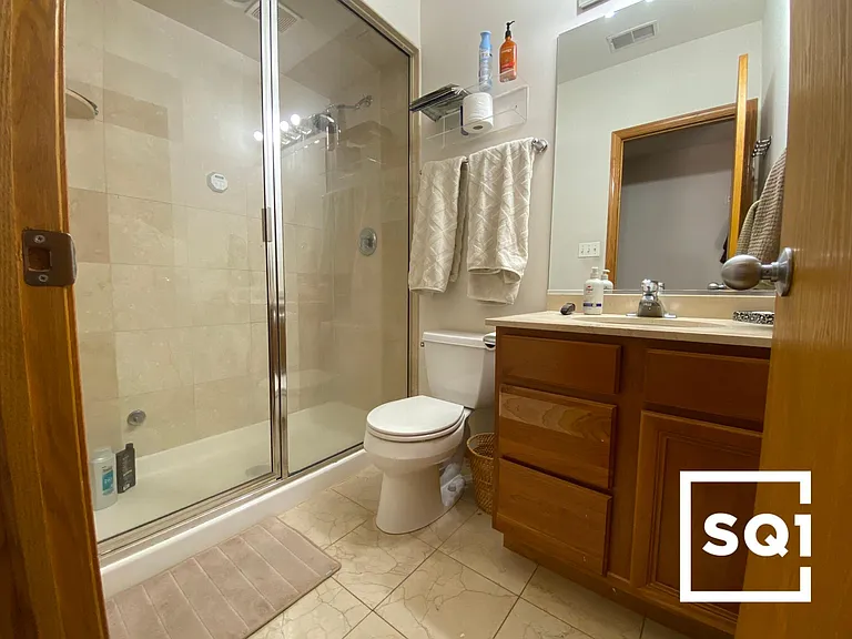 903 W Lawrence Ave #2E — Photo 5