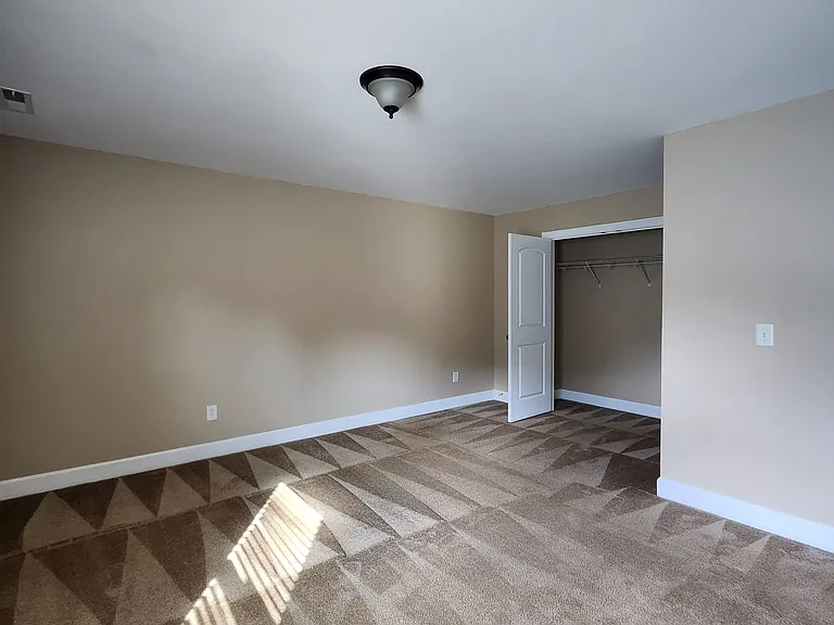 5425 Broadleaf Rd — Photo 34