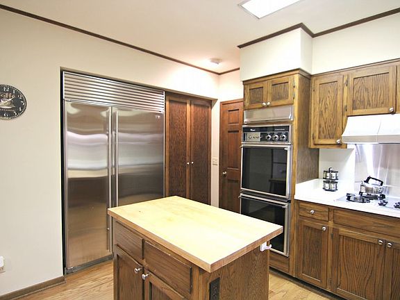4th image of 115 Teresa Ct