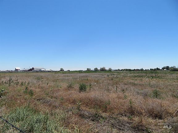 5th image of Alma Ln