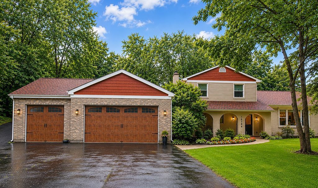 16745 W Applewood Ct - Property Image