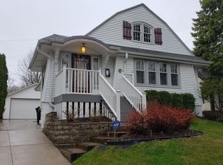 2109 N 67th St, Wauwatosa, WI 53213