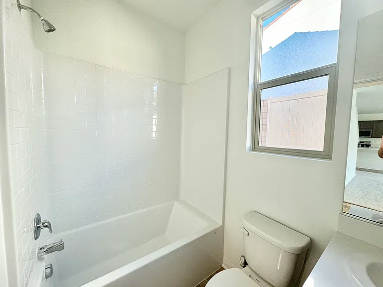 8477 Anthony St — Photo 31