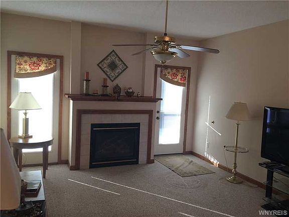 3rd image of 80 Rushford Hollow Dr