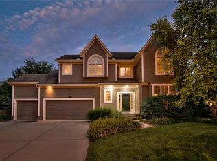 14969 S Glen Eyrie St, Olathe, KS 66061