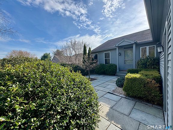 2nd image of 19 Juniper Meadow Road #19