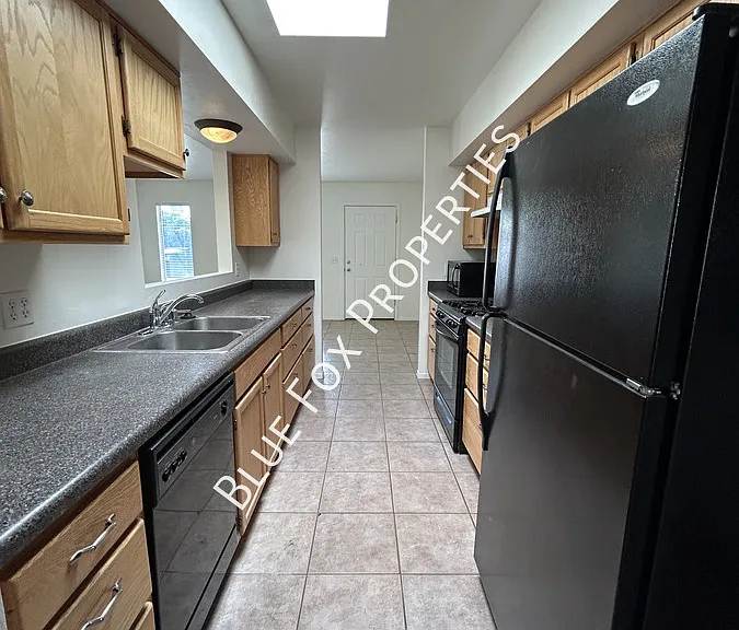 2201 N Sparkman Blvd #2 — Photo 9