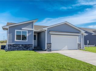 25099 Bluebird Cir, Adel, IA 50003