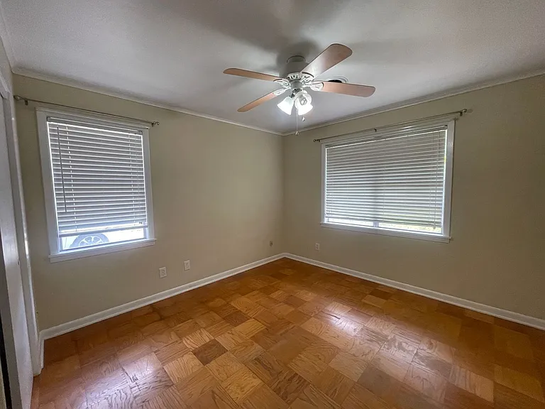 346 Wayne Dr — Photo 8