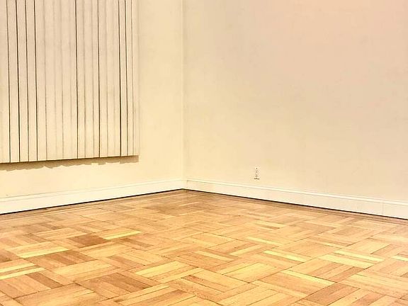 5th image of 30-44 33rd St #1