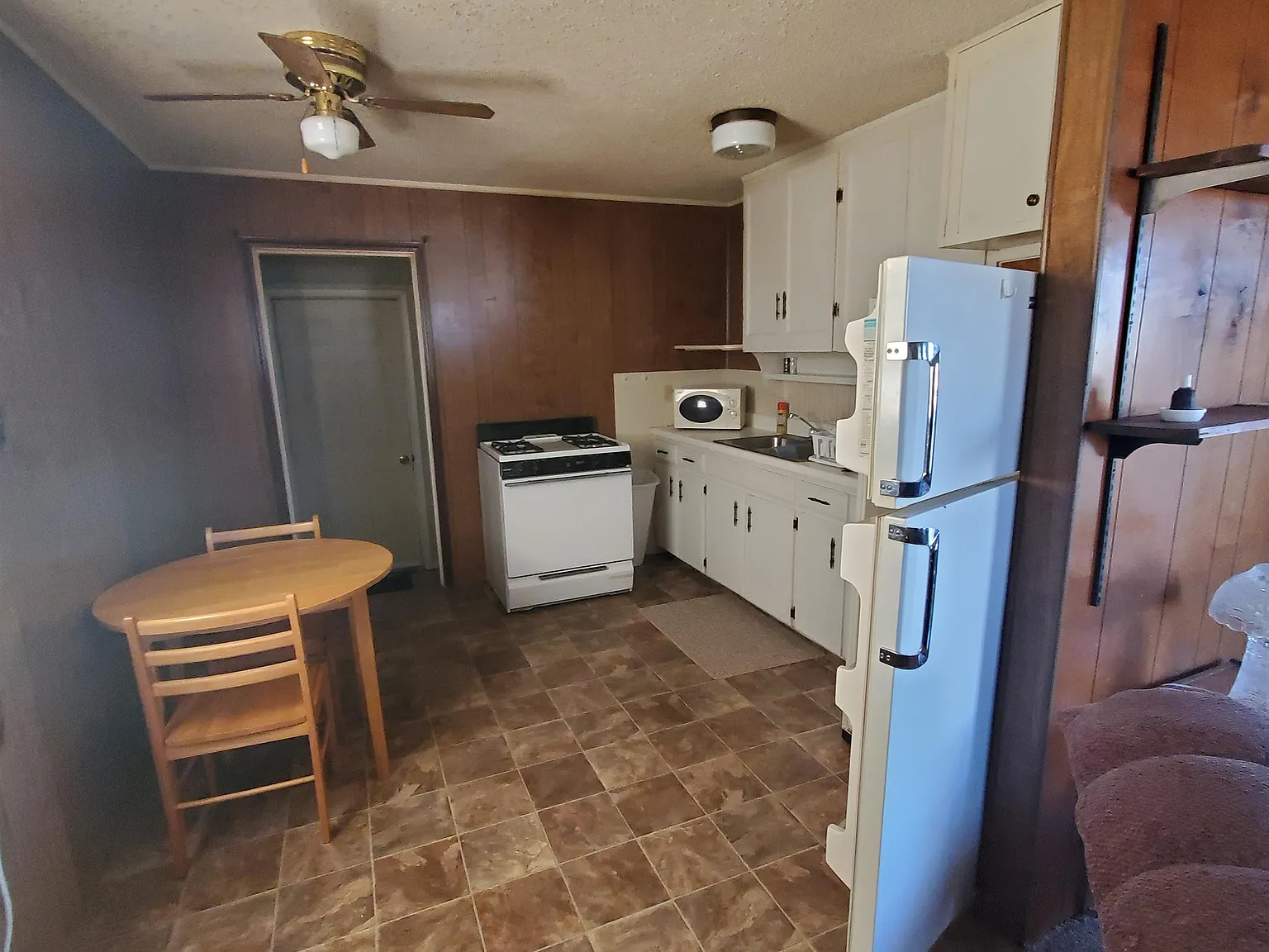 103 Estireno Street - 1 — Photo 3