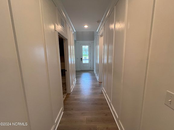 5th image of 4021 Watersail Drive #127