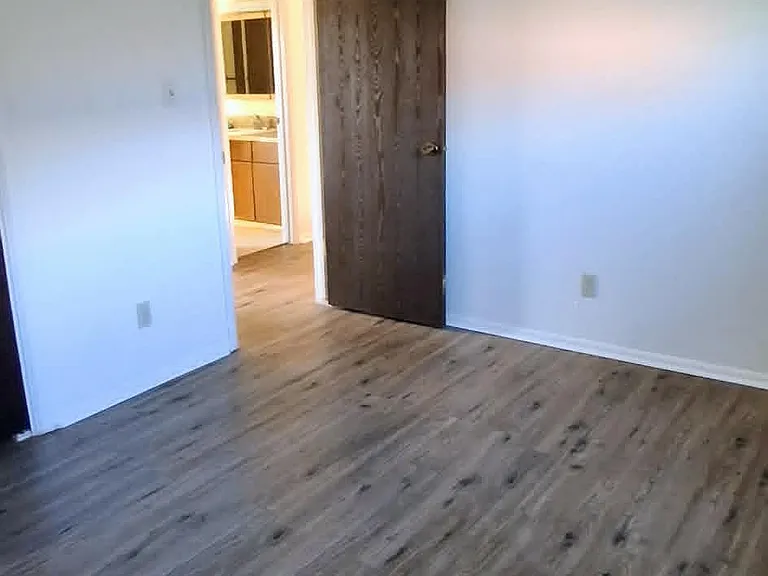 5180 Joy St #3 — Photo 13