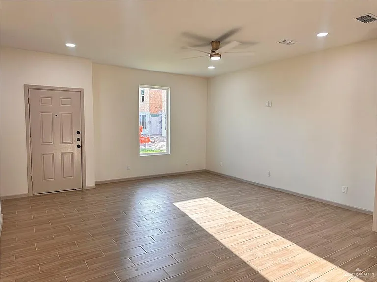 3210 Joann Ave #3 — Photo 9