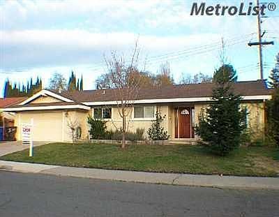 1st image of 6563 Lake Park Dr
