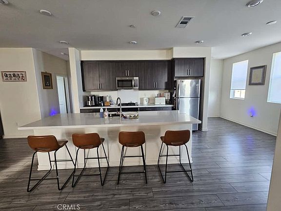 4th image of 8189 Spirit St