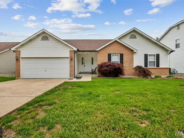3721 Westbrook Ln, Imperial, MO 63052