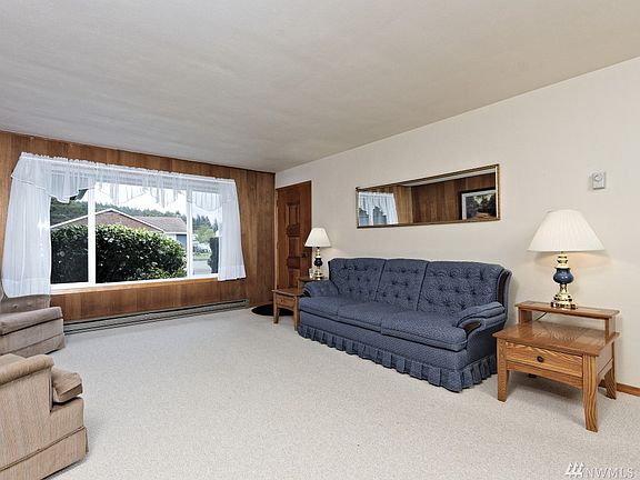 The mail living room.