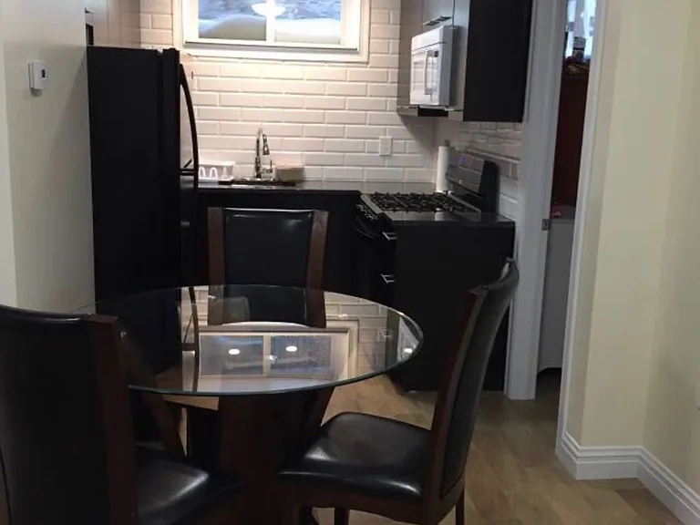 124 Perry Ave #1 — Photo 12