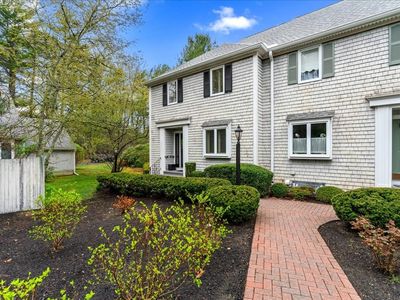 225 Lincoln St APT B1, Duxbury, MA, 02332