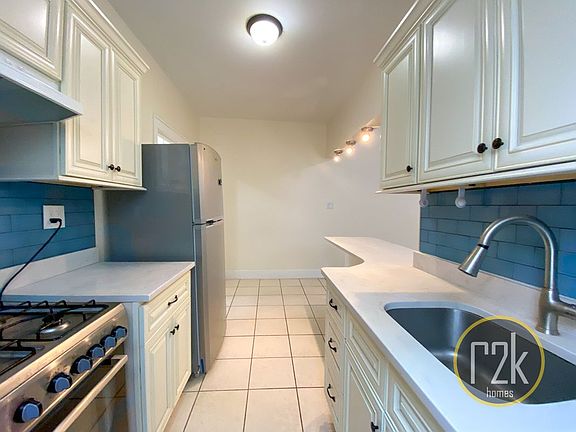 3rd image of 25-13 30th Ave #2R