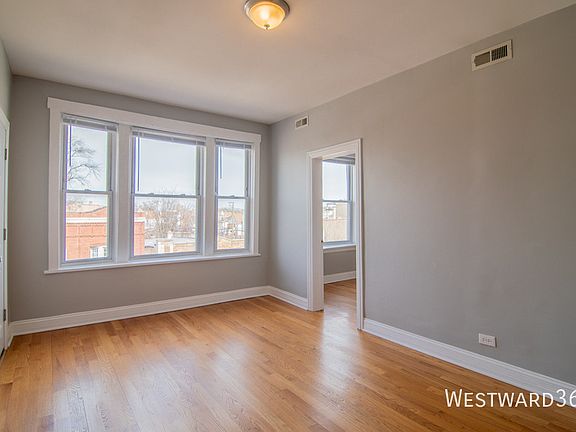 4th image of 3023 W Diversey Ave #3
