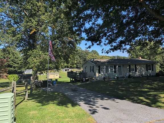 3rd image of 4008 Doefield Dr