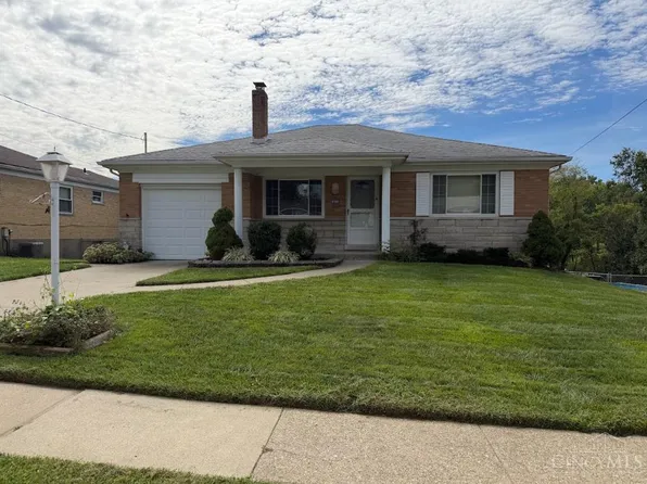 5989 Oakapple Dr, Cincinnati, OH 45248