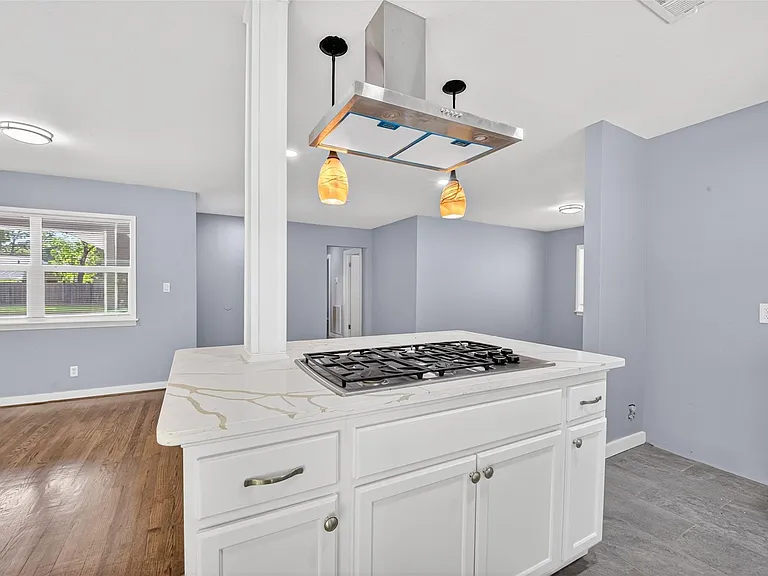 11226 Huggins Dr — Photo 11