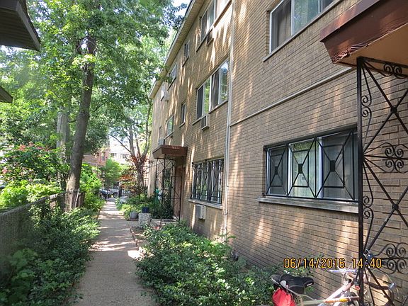 4th image of 1655 W Farwell Ave APT 3A