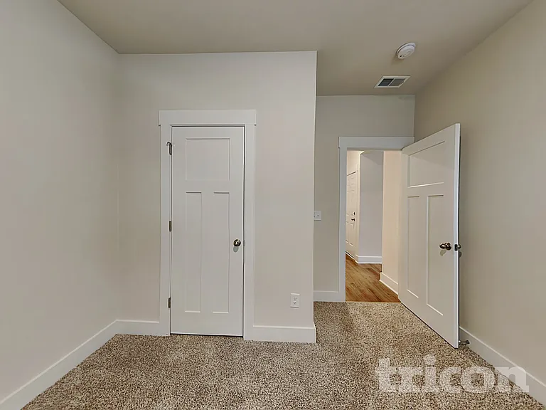 300 Allenby Ln — Photo 11
