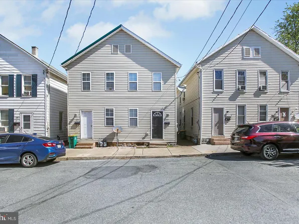 257 E Garfield St, Chambersburg, PA 17201