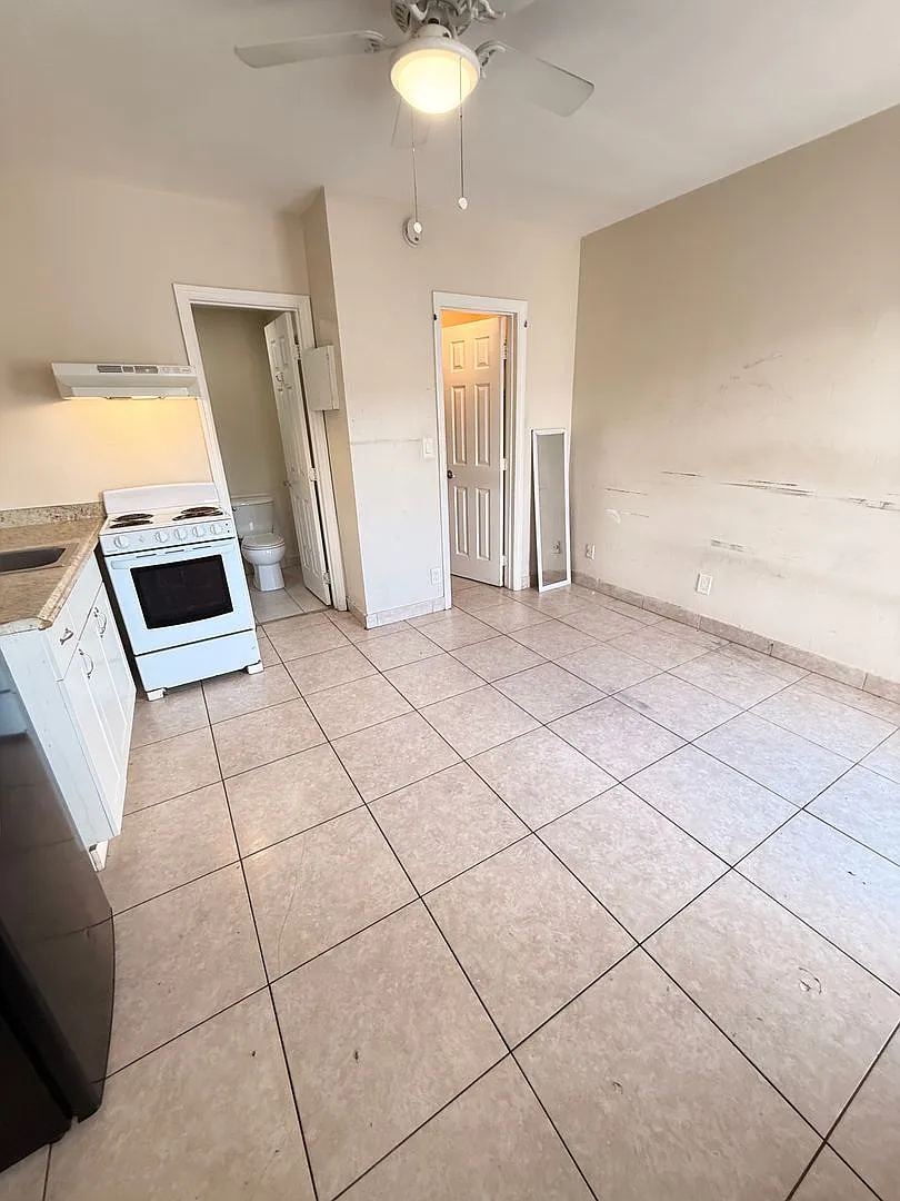 1838 Liberty Street — Photo 2
