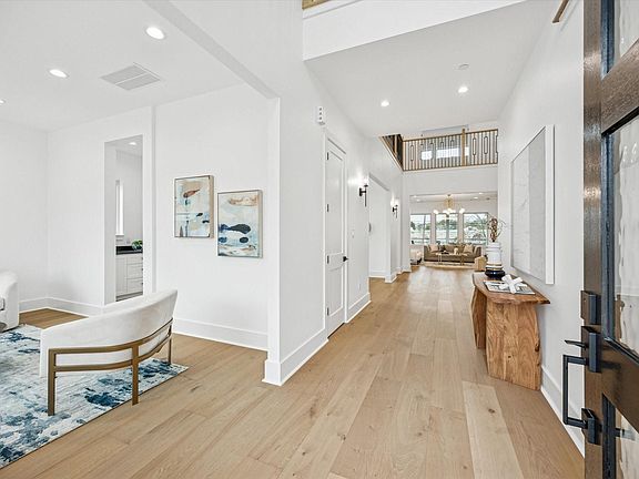 3rd image of 4509 Mimosa Dr