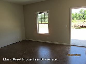 5th image of 745 Tracy Ln Unit 119