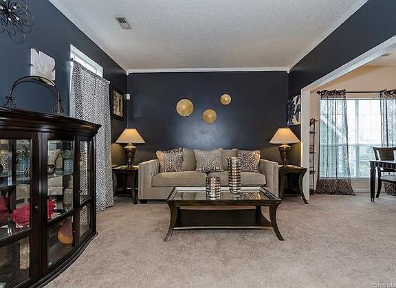3rd image of 8412 Duckwood Ln