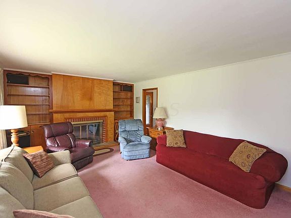 2nd image of 108 Teryl Dr