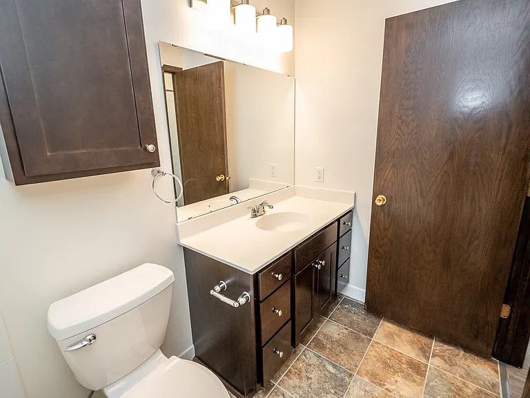 St. Clair Commons | 1304 — Photo 19