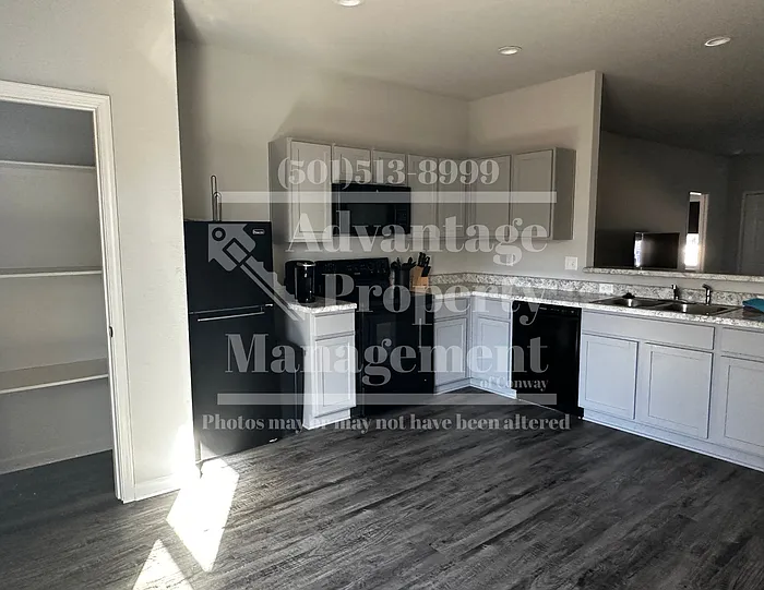 4 Winter Valley Cv — Photo 3