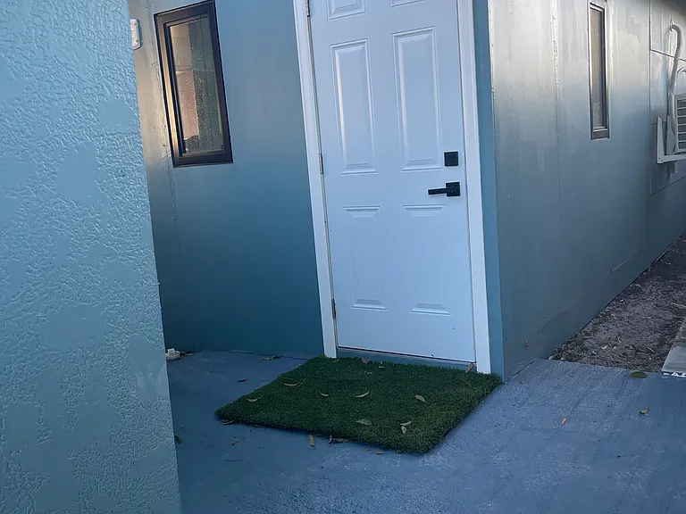 NW 26th Ave — Photo 5