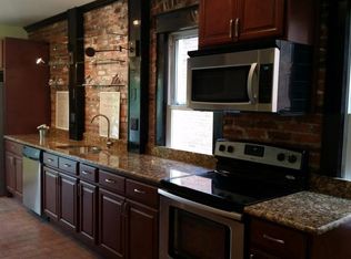 242 Cedar Ave, Woodlynne, NJ 08107