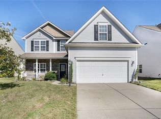 12727 Settlers Path Ln, Charlotte, NC 28278