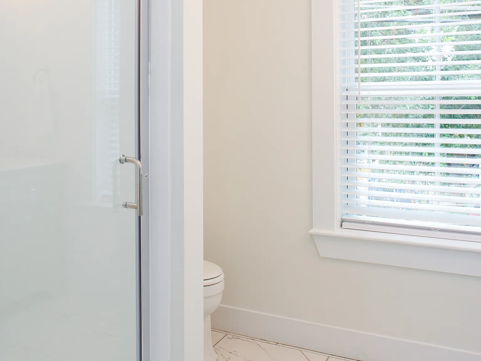 1 bed, 700 sqft, $2,100 — Photo 3