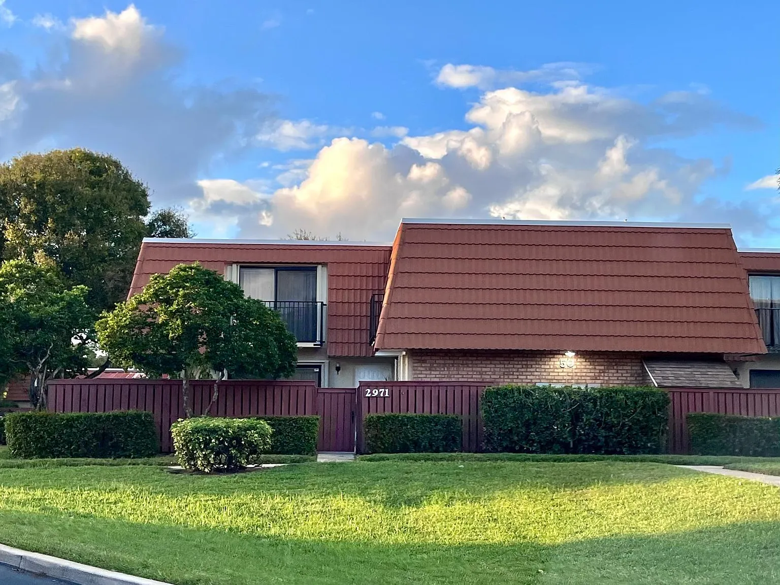 2 bed, 2.5 bath, 1236 sqft, $2,500 — Photo 1