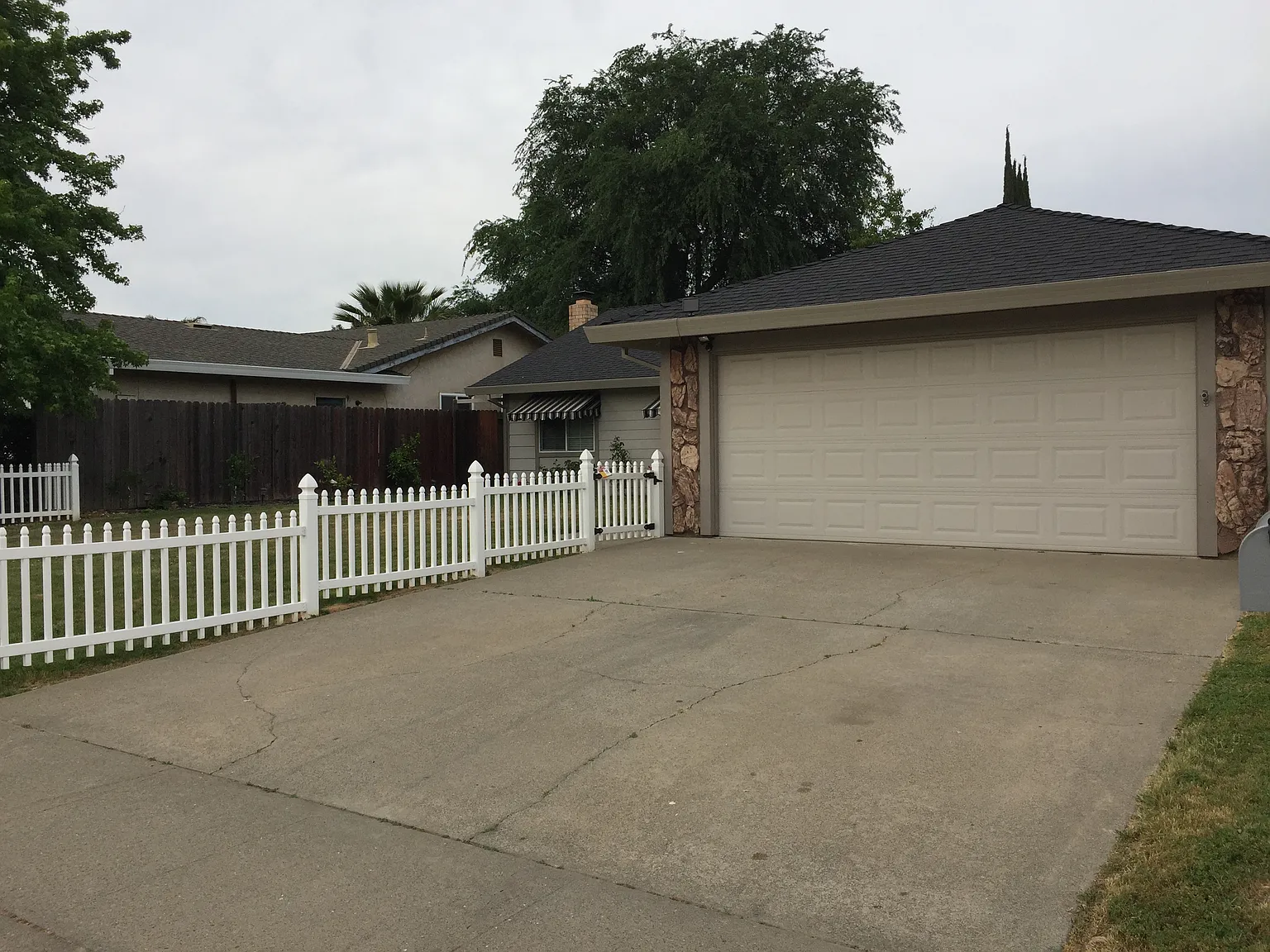 3 bed, 1560 sqft, $2,795 — Photo 2